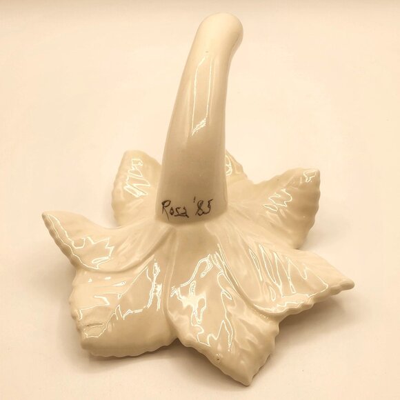 Vtg Epergne Wedding Bouquet Holder White Ceramic Floral Bridal Flower Vase *PICS - Picture 8 of 9